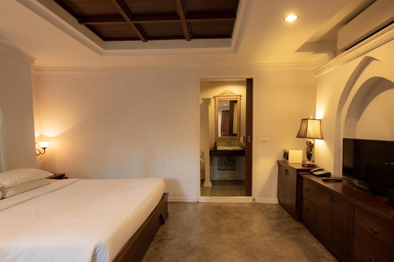 Chompor Lanna Hotel Чиангмай Экстерьер фото