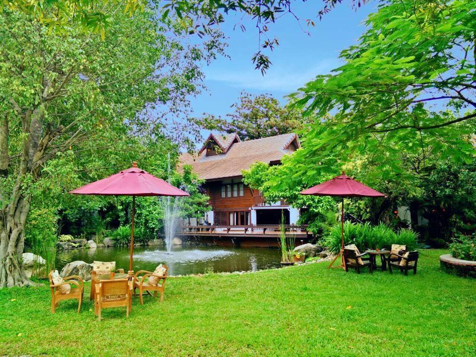Chompor Lanna Hotel Чиангмай Экстерьер фото
